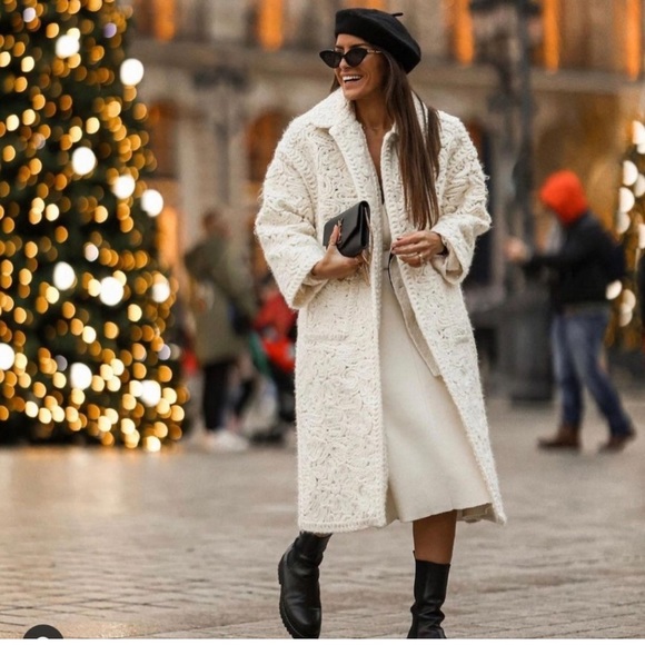 ZARA Structured Wool Blend Coat - Picture 3 of 16